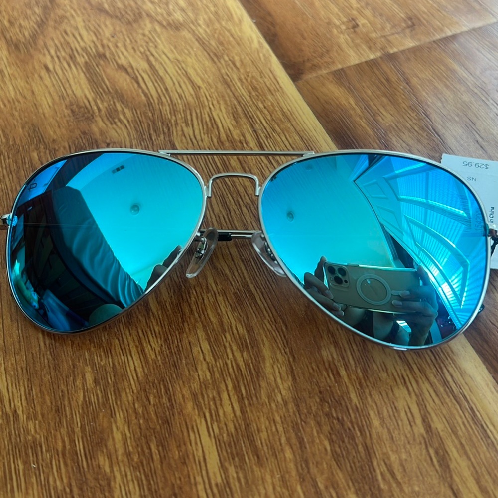 NEW Prive Revaux Commando